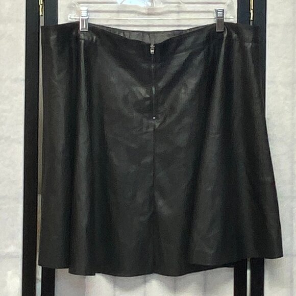 Fahsyee Black Faux Leather Skater Mini Skirt Circle Pleather Back Zip XXXL - Picture 2 of 13